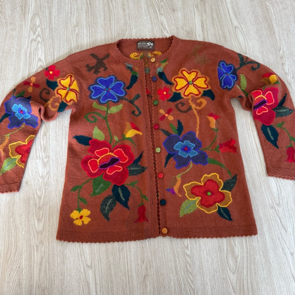 Floral Embroidered Sweater - Multicolor - Picture 2 of 6